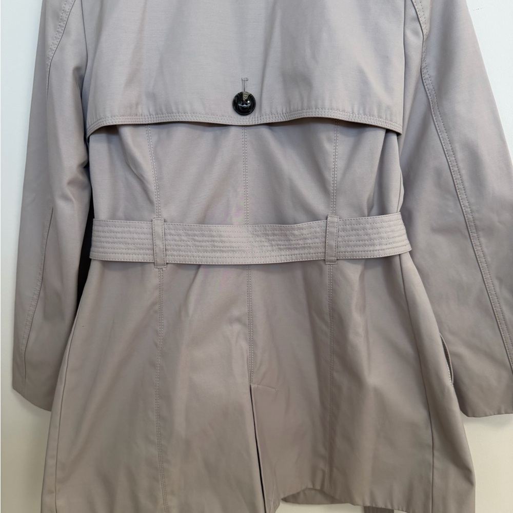 Marc New York Light Gray / Tan Double-Breasted Classic Minimalist Trench Coat - Picture 5 of 16